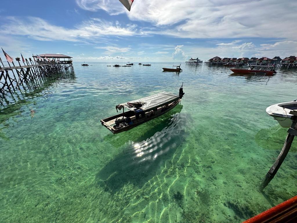 Mabul Backpackers Appartement Mabul Island Buitenkant foto